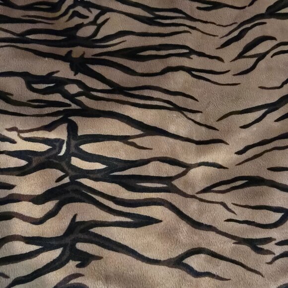 Tiger strip skirt - Picture 2 of 3